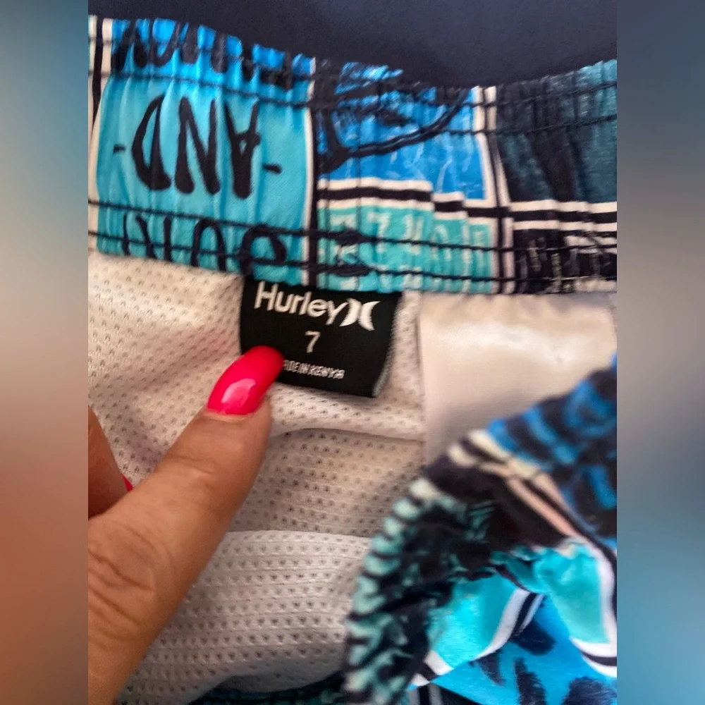 🛑SOLD🛑SOLD🛑Hurley Navy and Aqua Graphic Tee and Shorts 2 piece Swim Set, Size 7 - Picture 5 of 6